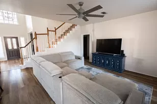 1212 Ashbrook Dr, Grand Prairie, TX 75052 - Photo 9