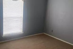 2213 Woodcreek, Carrollton, TX 75006 - Photo 9