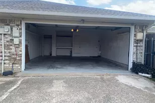 2213 Woodcreek, Carrollton, TX 75006 - Photo 13