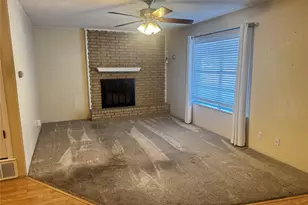 712 S Spears St, Alvarado, TX 76009 - Photo 5