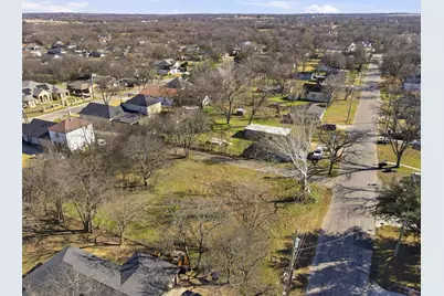 802 Chase Avenue, Cleburne, TX 76031 - Photo 11