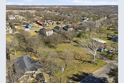 802 Chase Avenue, Cleburne, TX 76031 - Photo 5