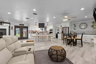 210 S Booth St, Mart, TX 76664 - Photo 11