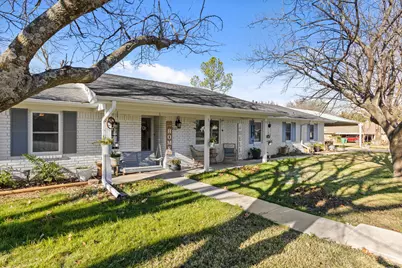 210 S Booth Street, Mart, TX 76664 - Photo 5