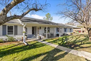 210 S Booth St, Mart, TX 76664 - Photo 5