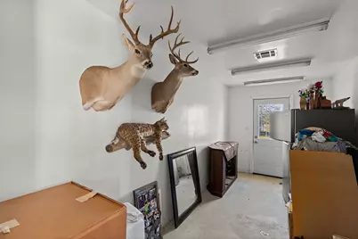 210 S Booth Street, Mart, TX 76664 - Photo 37