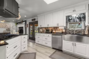 210 S Booth St, Mart, TX 76664 - Photo 17