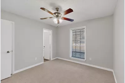 2134 Wellington Drive, Grand Prairie, TX 75051 - Photo 31