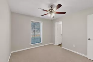 2134 Wellington Dr, Grand Prairie, TX 75051 - Photo 27