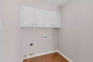 2134 Wellington Dr, Grand Prairie, TX 75051 - Photo 37