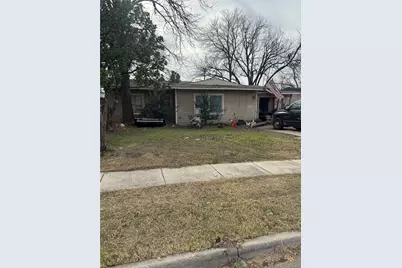 1004 E Lovers Lane, Arlington, TX 76010 - Photo 1