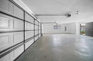 700 MacArthur Ct, Irving, TX 75061 - Photo 19