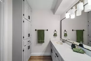 700 MacArthur Ct, Irving, TX 75061 - Photo 11