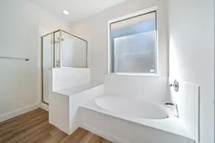 908 W Wintergreen Rd, Lancaster, TX 75134 - Photo 19