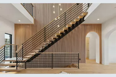 13718 Trail Creek Place, Dallas, TX 75240 - Photo 3