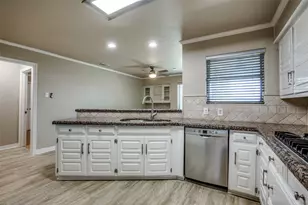 2700 Quail Ridge Dr, Carrollton, TX 75006 - Photo 9