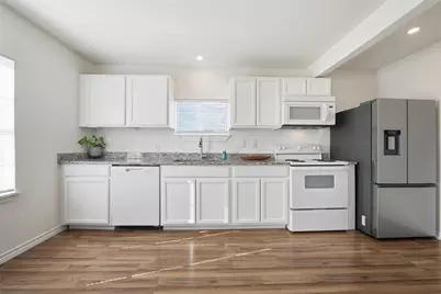 2421 Arrow Lane, Sansom Park, TX 76114 - Photo 7