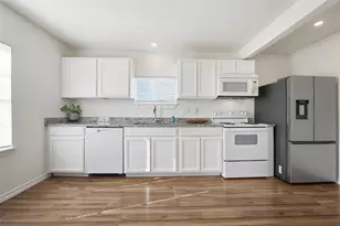 2421 Arrow Ln, Sansom Park, TX 76114 - Photo 7