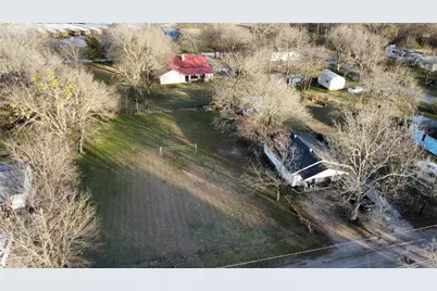 509 S San Antonio Street, Wolfe City, TX 75496 - Photo 1