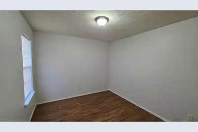 18064 Kelly Blvd, Carrollton, TX 75287 - Photo 17