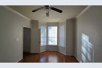 18064 Kelly Blvd, Carrollton, TX 75287 - Photo 9