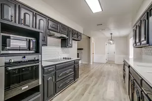 824 Sandpiper Dr, Denton, TX 76205 - Photo 9