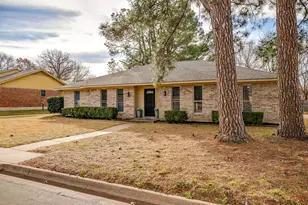 824 Sandpiper Dr, Denton, TX 76205 - Photo 3