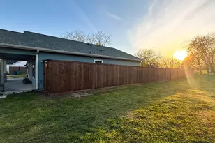 307 S New Mexico St, Celina, TX 75009 - Photo 17