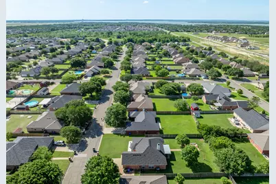 10512 Whitney Trace, Waco, TX 76708 - Photo 15