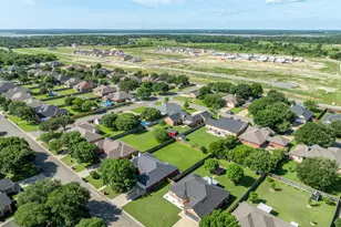10512 Whitney Trace, Waco, TX 76708 - Photo 13