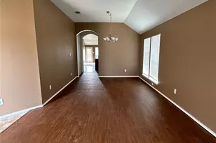 1020 Trinidad Dr, Fort Worth, TX 76140 - Photo 3