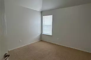 1020 Trinidad Dr, Fort Worth, TX 76140 - Photo 13