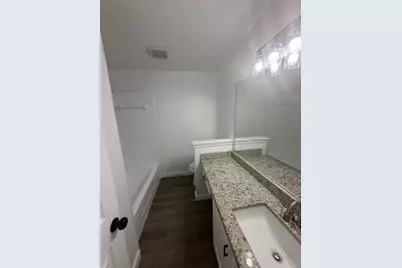 6005 Meadowdale Road, Arlington, TX 76017 - Photo 11