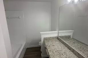 6005 Meadowdale Rd, Arlington, TX 76017 - Photo 11