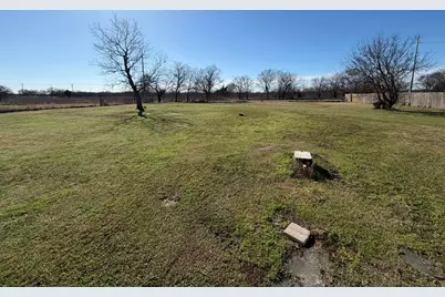 7311 S Interstate 45 Service Road, Alma, TX 75119 - Photo 9