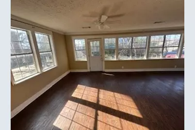 611 Chestnut Street, Bonham, TX 75418 - Photo 7