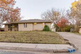 317 Willow Wood Ln, DeSoto, TX 75115 - Photo 15