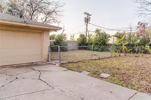 317 Willow Wood Ln, DeSoto, TX 75115 - Photo 21