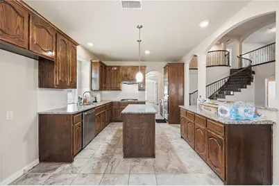 912 Foxtail Drive, Mansfield, TX 76063 - Photo 11