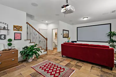 1582 Biltmore Lane, Irving, TX 75063 - Photo 3