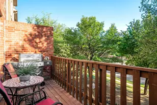 1582 Biltmore Ln, Irving, TX 75063 - Photo 15