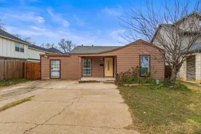 107 Rogers, Arlington, TX 76011 - Photo 1
