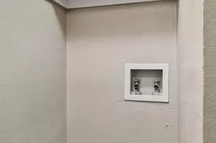 708 Baruna Cir, Garland, TX 75043 - Photo 17