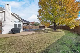 17828 Mary Margaret St, Dallas, TX 75287 - Photo 9