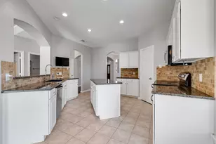 17828 Mary Margaret St, Dallas, TX 75287 - Photo 3