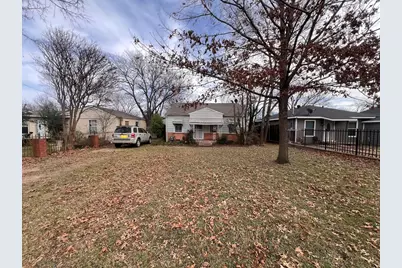 906 Eli Avenue, Dallas, TX 75211 - Photo 1