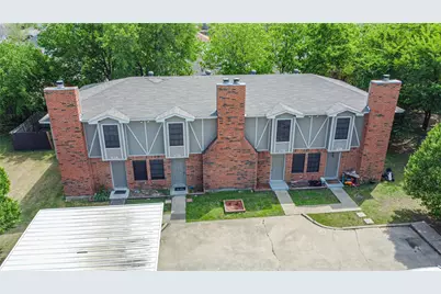 305 Cambridge Drive, Saginaw, TX 76179 - Photo 3