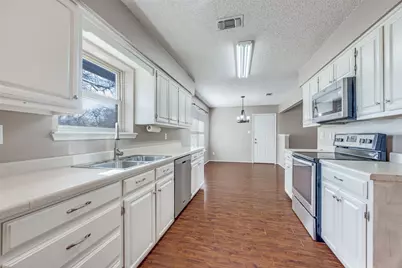 301 Pecan Street, Tom Bean, TX 76273 - Photo 11