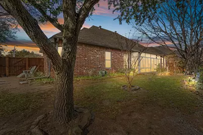 8300 Park Brook Drive, North Richland Hills, TX 76182 - Photo 39