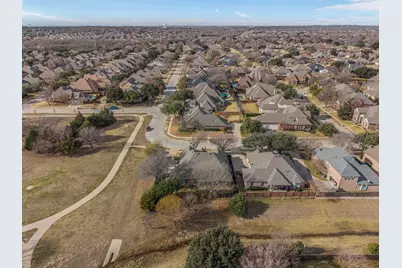 8300 Park Brook Drive, North Richland Hills, TX 76182 - Photo 37